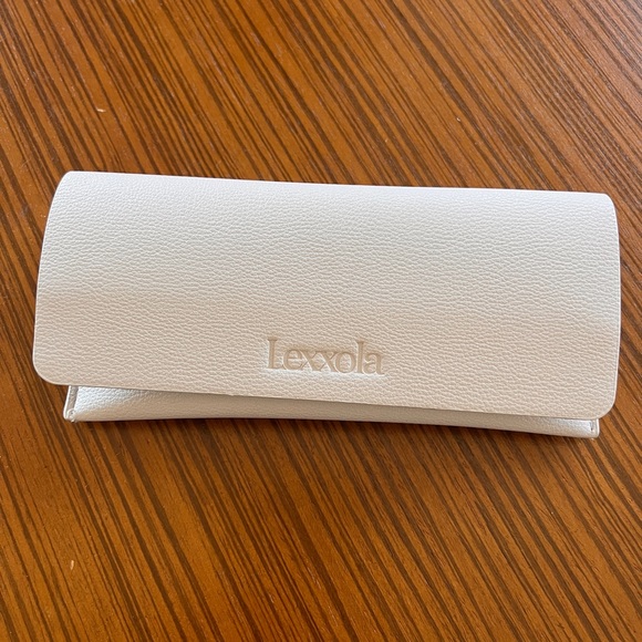 Lexxola Brown Sunglasses - Picture 5 of 8